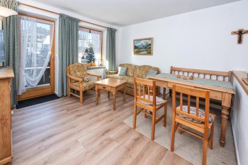 Ferienwohnung Murmelschlupf & Hummelschlupf Oberstaufen Zimmer foto